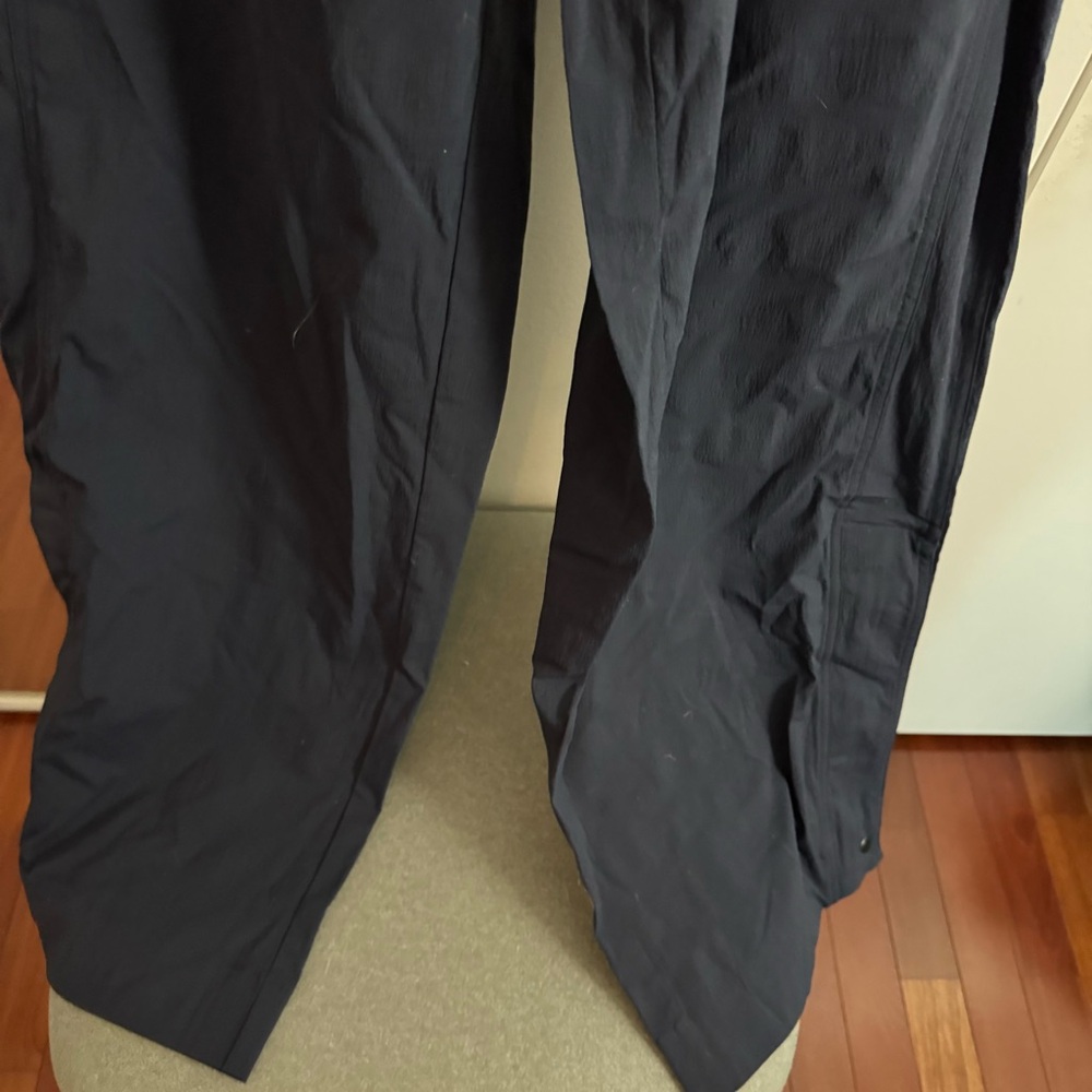 ATHLETA Trekkie High Rise Parachute Pant - Navy NWT / Large Tall LT - Picture 8 of 9